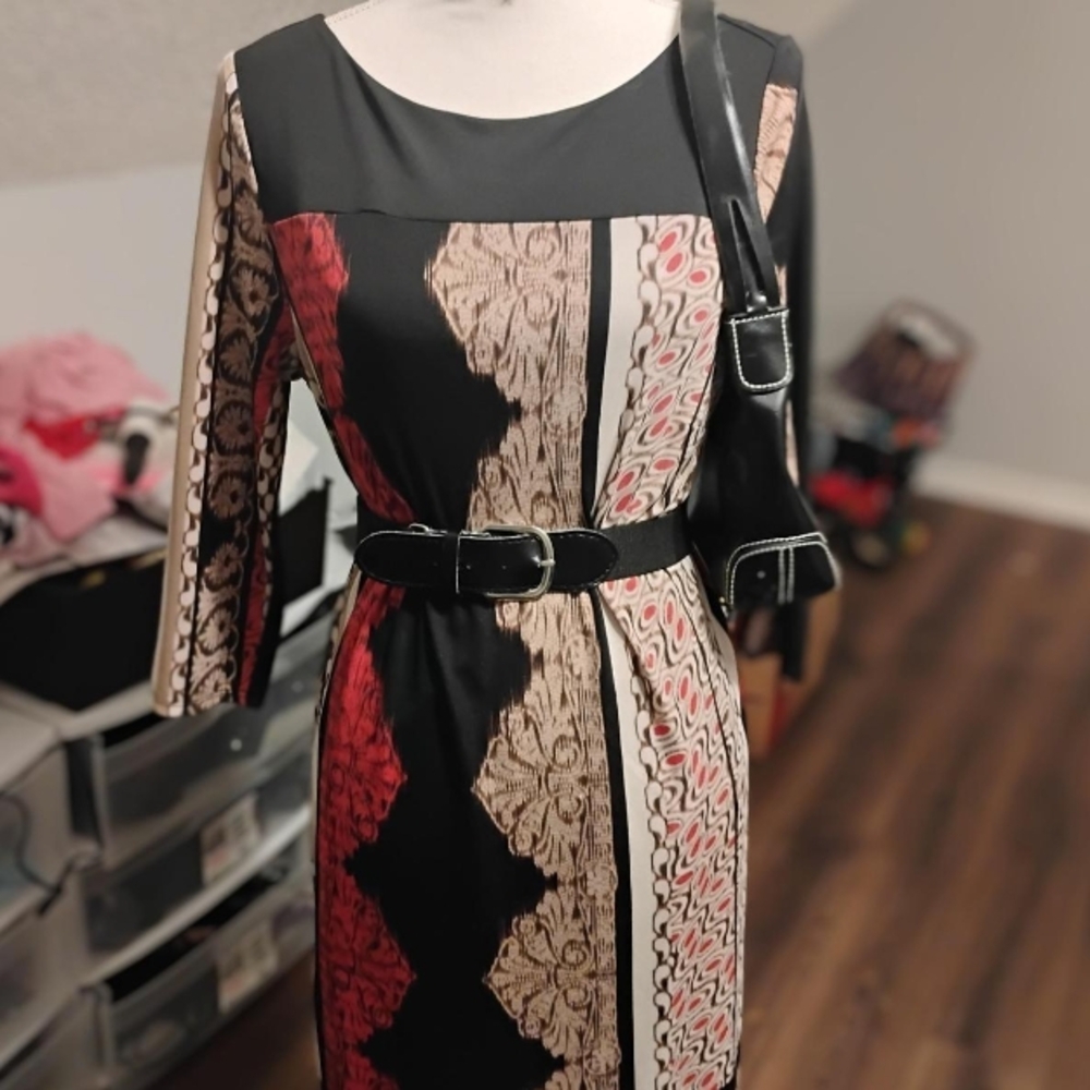 Luxology Black and Red Patterned Long Sleeve Dress